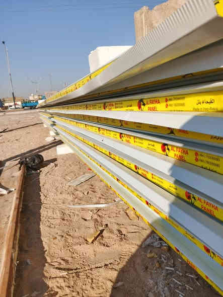 سلام عليكم/سندويج للبيع في الزبير بصره مقابيل شركة النرجس يوجد جديد +مستعمل جميع المقاييس بسعار مناسبه هاتف/*********** نحن في خدمتكم
