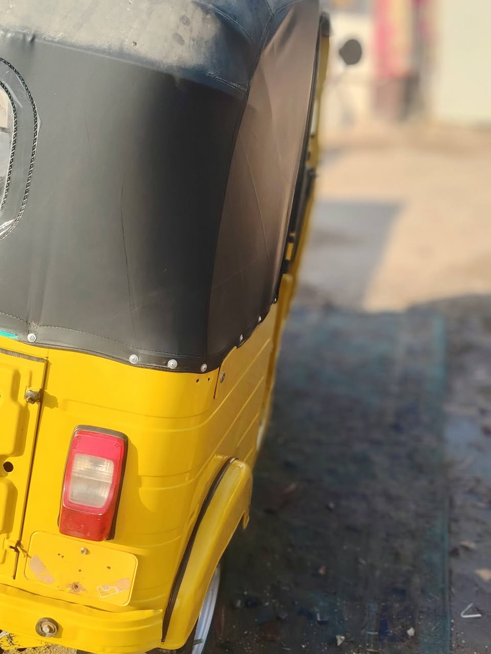 سلام عليكم ورحمة تكتك البيع مديل 2020  تكتك وراق هاذه رقمي ***********
