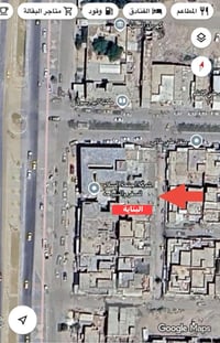 بناية تجارية • عرصة تجارية • ٣٠٠م