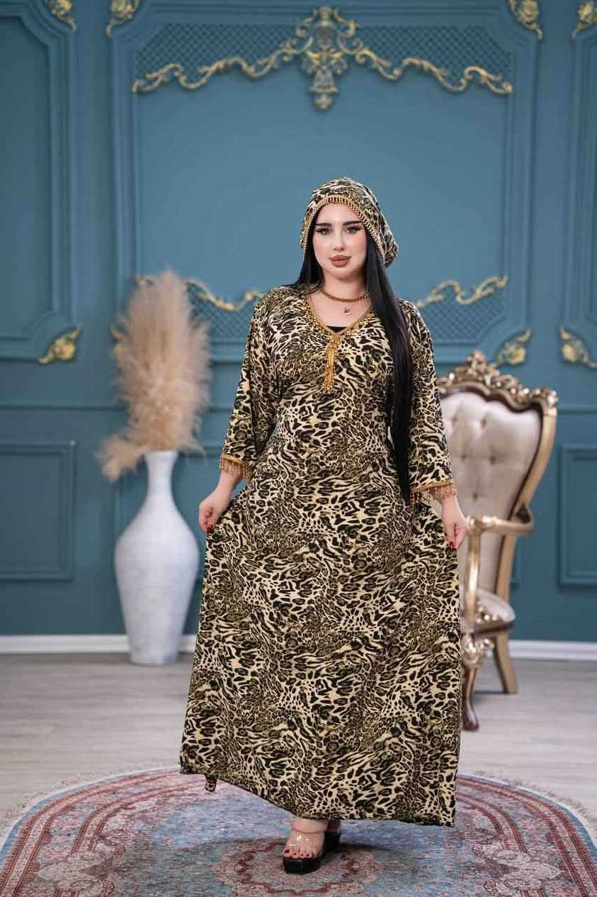 بسم الله الرحمن الرحيم 

اللهم صل وسلم على نبينا محمد وآل محمد 

فستان نسائي مع كبوس 👗✨

خامة كريشة مطاط، شغل ثقيل 👌

فري سايز لحد ٩٠ كيلو 📏

توصيل جميع المحافظات للحجز واتساب🦋 👇🏻.
💗🌸💗🌸.  *********** بغداد, العراق
