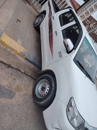 هايلوكس • ٢٠١٢ • كويتي