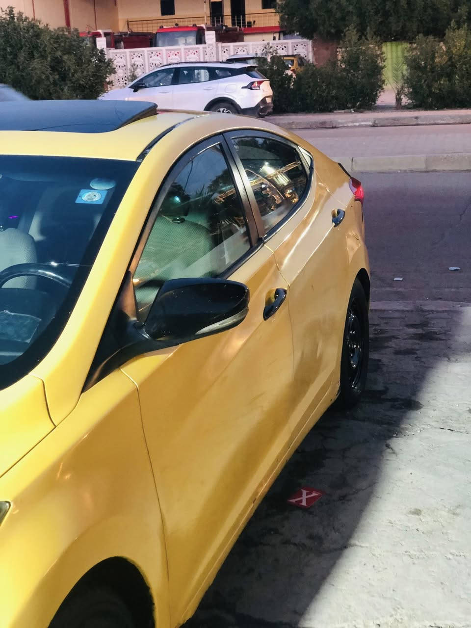 النترا ٢٠١١ فول مواصفات 
بصمه تشغيل 
بصمه ابواب و جنطه 
تدفئه بل كشنات كلهن 
فتحه 
حادث جاملغ و بنيد بدون دواخل 
العنوان الدوره حي الصحه 
***********
السعر ٨٨
