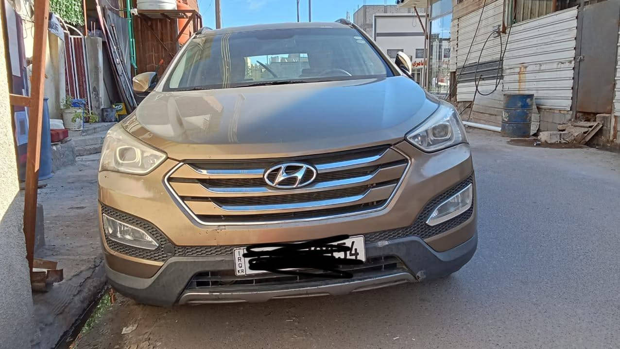 سلام عليكم
سنتافي 13 /4 سلندر شكل جديد سيارة بيهة طخات قليلة شوف العين حلوة جديدة نظيفة 
كلشي مكفول عدى البلاستيك 
رقم اربيل وكالة أو تحويل 
السعر: 160$ قابل للتفاوض
العنوان :البصرة الجمهورية شارع الإطفاء 
الموبايل: ***********
