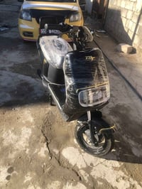 ماطور شحن • سرعة ٦٠ • ٥ بطاريات