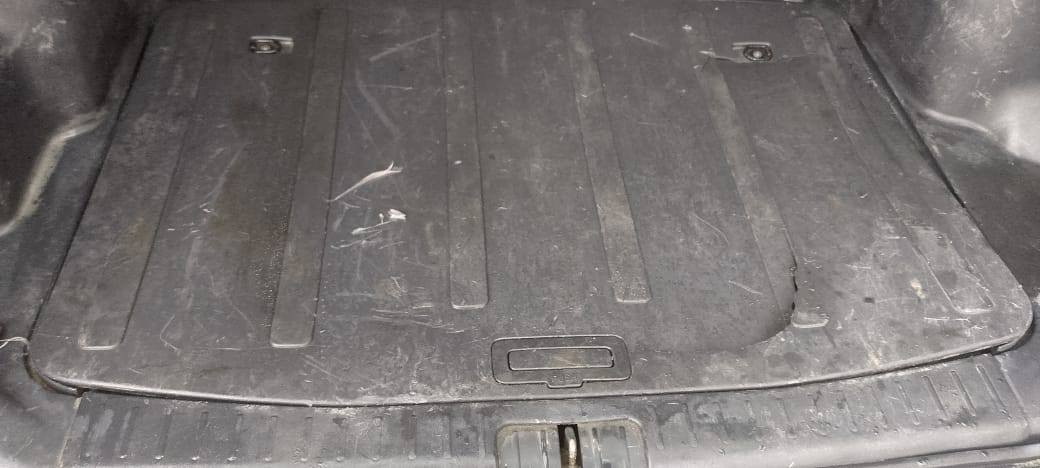 اسلام عليكم للبيع توسان موديل 9وارد ضررجاملغ خلفي صبغ عام اثر جراد محرك كير حاويه تبريد تخم تاير صدر سياره جاهزه سنويه نهايته 28مكان السياره بعقوبة السعر 96وبيه شويه مجال للستفسار ***********
