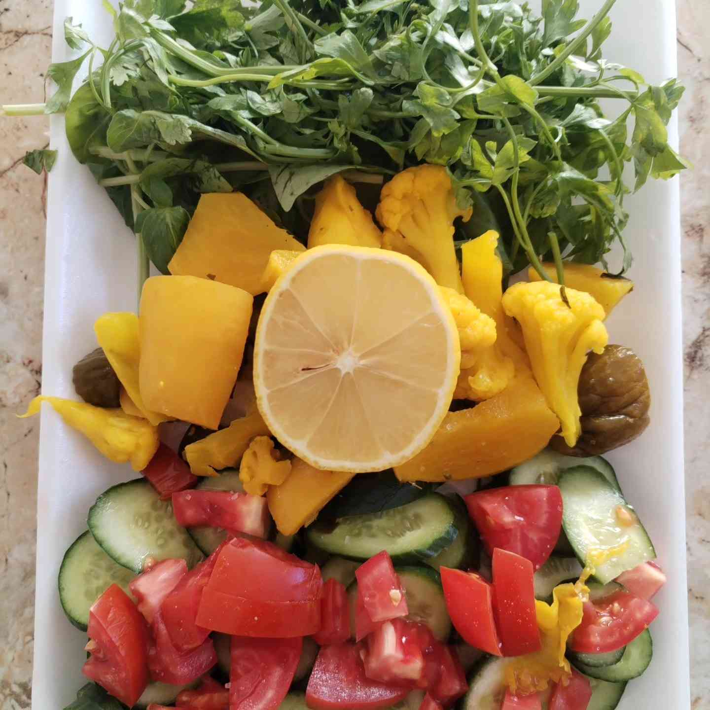 رمضان مبارك  مطعم بروانه الشرقيه الموقع مقابل مكتب عقيل المبايل  ***********
