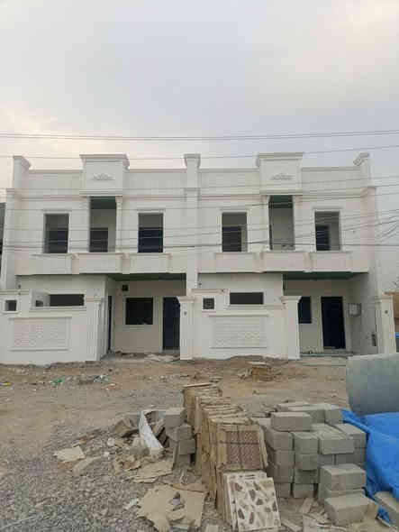 دارين للبيع الواجهة 7 والنزال 13 مساحة الدار الواحد 100متر على ساحة ملاحظة: احد البيوت ركن العنوان تكريت القادسية قطعة 500 السعر المطلوب للدار الواحد 95مليون مع المجال للاستفسار ***********/***********
