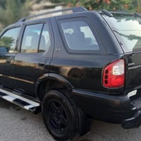 ايسوزو روديو • ٢٠٠٠ • اوتوماتيك