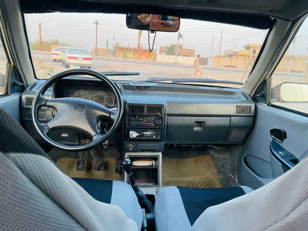 السلام عليكم سايبه للبيع موديل 2011 كير او مكينه كيه برايد جدد سياره بسمي مداور ثاني يوم تبريد شغال السعر 28 مكانها غماس الاستفسار علا رقم ***********
