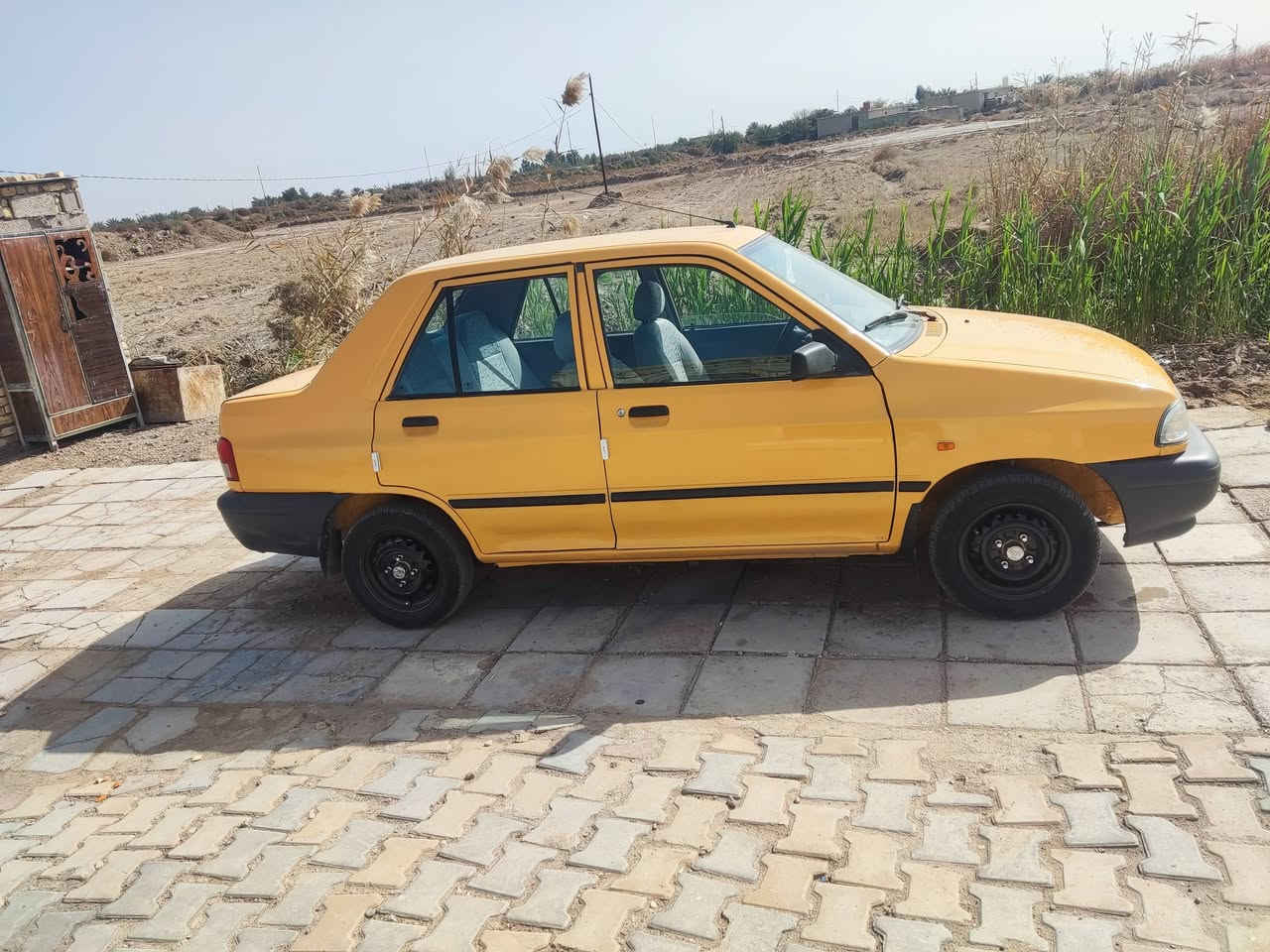 سلام عليكم سايبه 17السياره فول نضيفه بشكل مال جناي لا ضربه ولا تبديل السياره ملكوطه خياس ومرتبه ع اخر حبابه 
تريد مداورة تريد تعوفه االمداور بكيفك تخم تاير بجيس بعده غرفتها كلش نضيفه 34وبيها مجال ***********هاذا رقمي للتواصل ما موجود على الفيس
