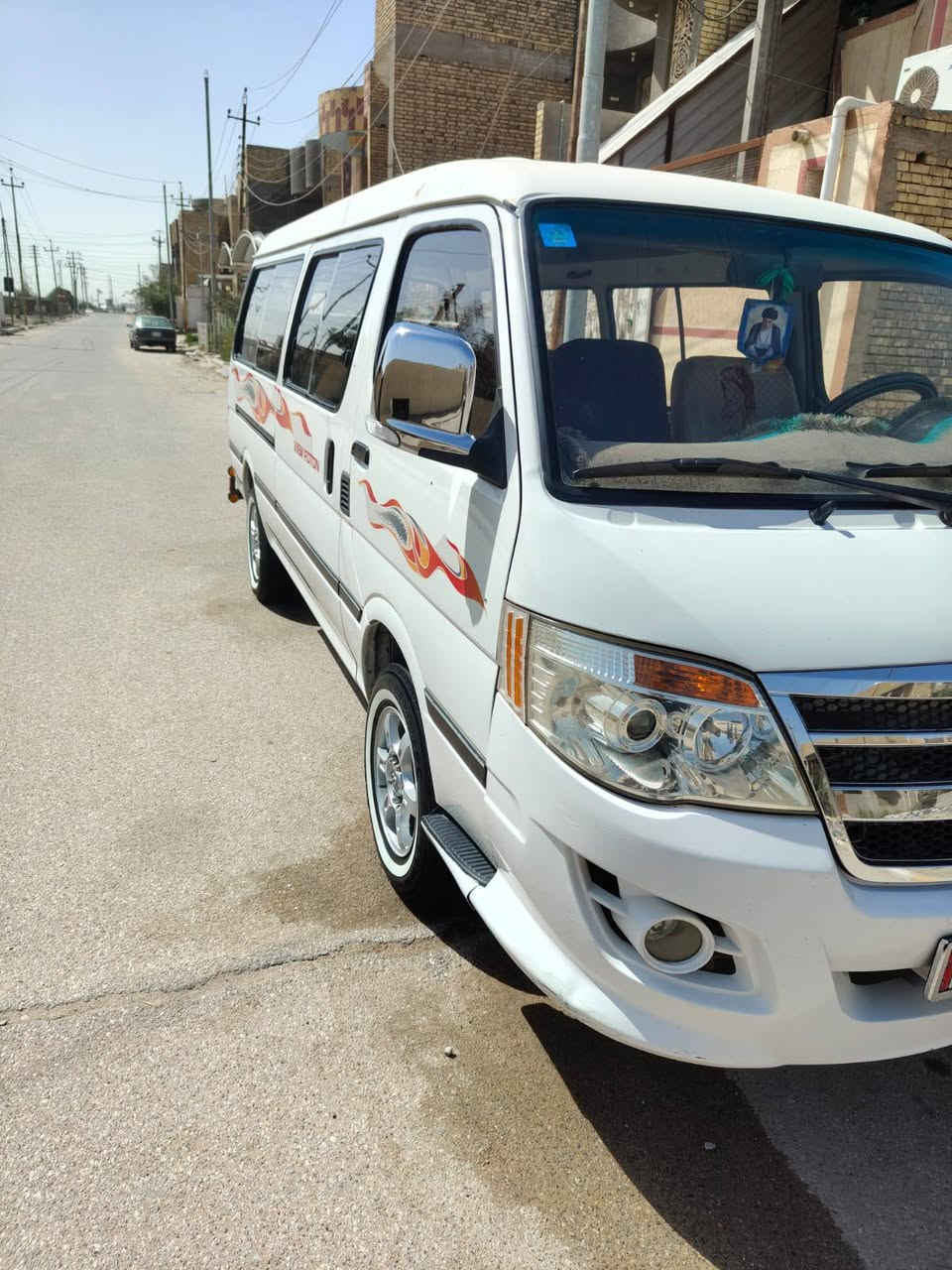 السلام عليكم سياره فتون ٢٠١٨ حره بسمي مكفوله كفاله عامه ١٢٠ وابيه مجال مكينه كير اكسن الموشراي لايخابر وكلشي موجود بل سوك *********** هاذا رقم صاحب السياره اني مكلف بل نشر
