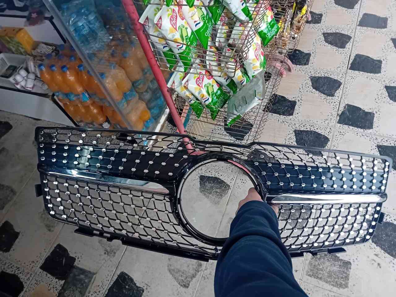 🚗 شبك أمامي ستايل مرسيدس (Diamond Sport)

✨ يضيف شكل رياضي وفخم لسيارتك✨ تصميم شبكي مميز مع مكان للشعار✨ خامة قوية (ABS + كروم) مقاوم للحرارة✨ تركيب سهل بدون تعديل كبير

📦 مناسب للسيارات القابلة للتعديل (يرجى التأكد من المقاس والموديل)

💰 السعر:75,000 دينار (قابل للتفاوض)

📍 التوصيل متوفر📞 للحجز خاص


**إذا كنت صاحب هذا الإعلان وتريد حذفه لأي سبب، رجاءا أرسل رسالة إلى الدعم الفني**