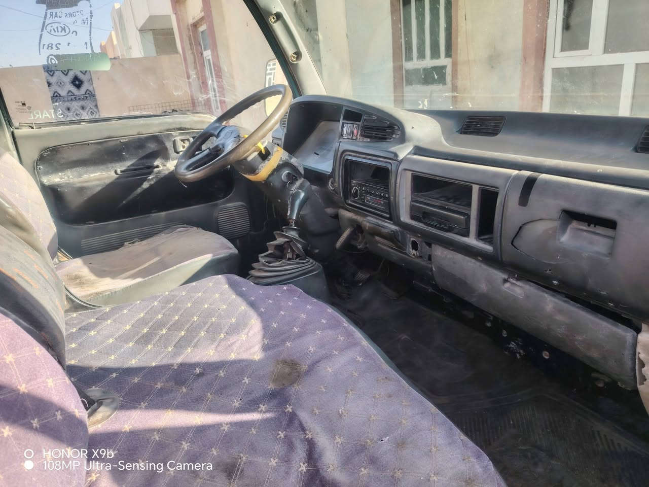 سلام عليكم سياره موديل ٢٠٠٠ انبار سعر ٤٠ وبها مجال ***********
