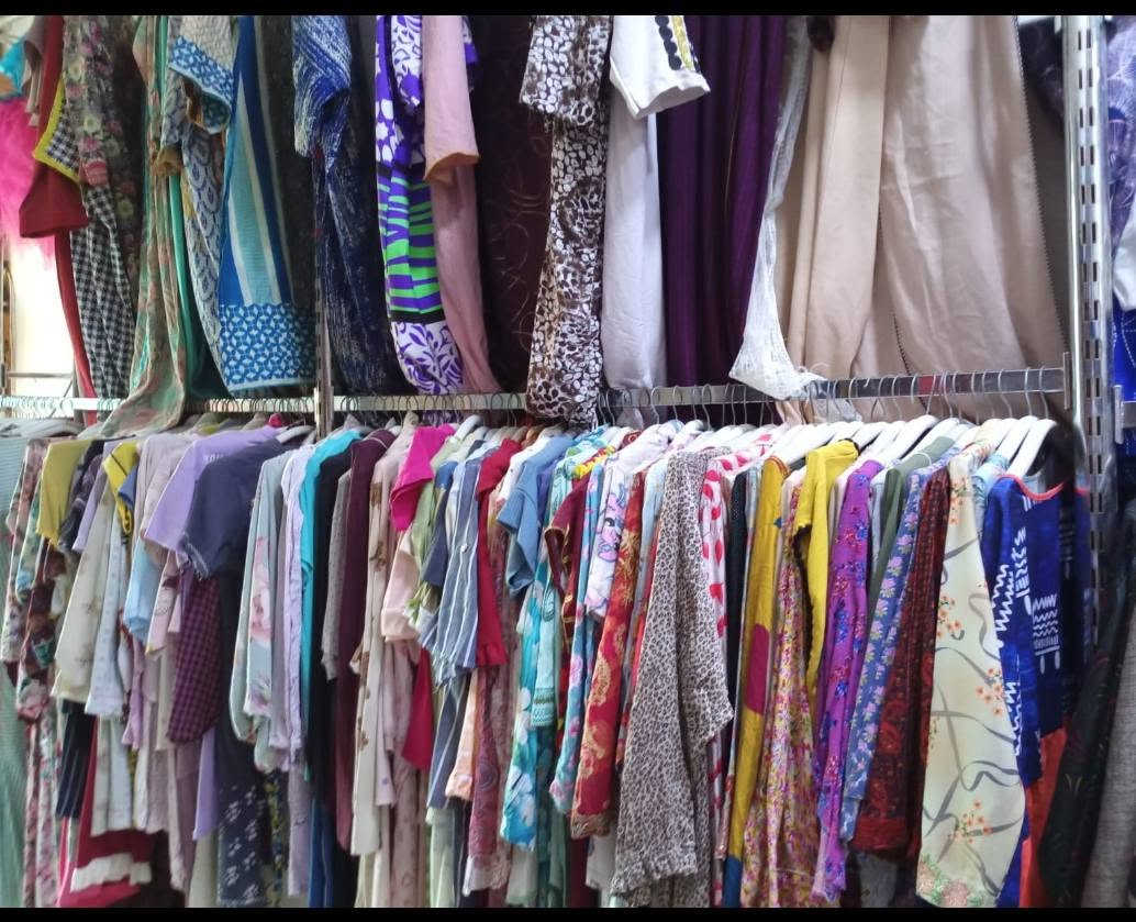 مكلف بلنشرموجوددشداشه مخور كشمير كدري وتراك  كسر جديد مابي عيب شلعه الزوج  5000  الطي نزال سليم يم افران باريس وتساب *********** الحجيه ام علي

