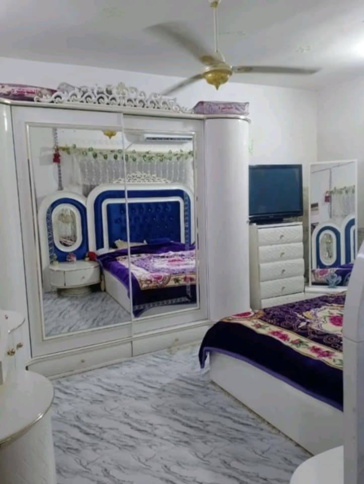 بيت للبيع بناء حديث
1...100م خلفي
2/طابو صرف ✅ 

العنوان 📌 حي الفداء نهاية شارع ابو لبنان

✅ بناء حديث

✅كونكريت طابوك وستاره وبيتونه شغل درجه اولى طابق واحد 

يحتوي على 👇🏻
غرفة وديوانية وصاله ومطبخ وصحيات داخليه وخارجيه

السعر 73 وبي مجال بسيط

ماعليك سوى الاتصال بالرقم *********** 🏪
