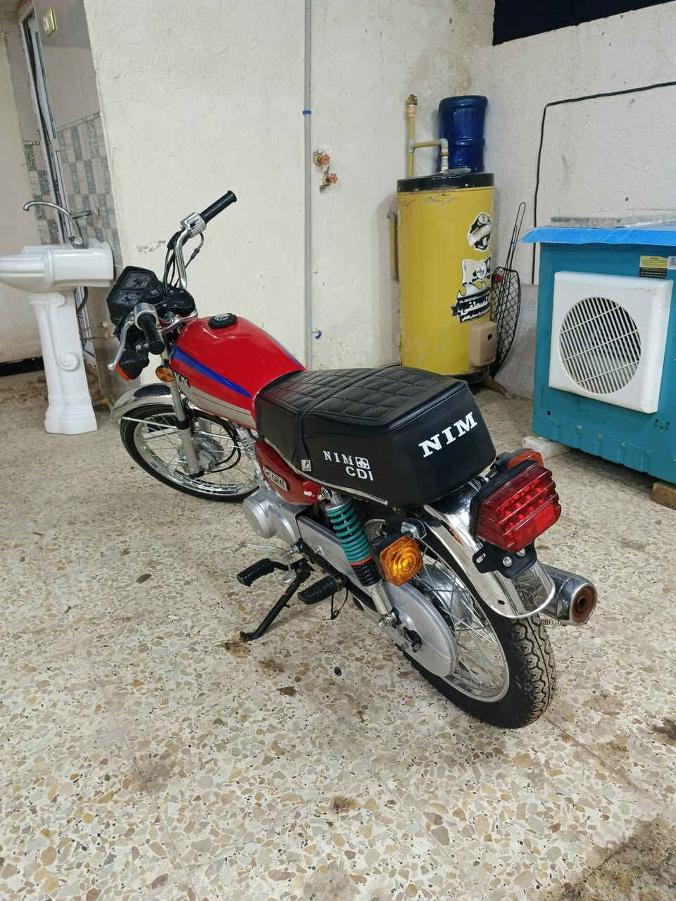 يا الله سلام عليكم نامه وكيل ضايعه اوراقها كفالة عامه ما عده عواج بالسكان خفيف كلش بدل سكان سعره5 ترجع بلادي الدراجه ما مفيلسه بعدها مكينه نضافه 100/100 الدراجه احله من الصور تجي وتشوف بعينك مكاني العمارة قضاء الميمونة متواجد خاص السعر 800 وبيها مجال حك الجيه ***********
