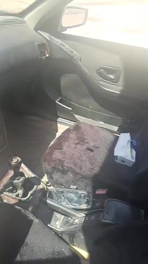 السلام عليكم بيجو بارص ٢٠١٠ سنويه لل ٢٠٢٧ سياره حلوه السعر ١٥ ورقه بيهه مجال للشراي الاستفسار عل خاص او عل رقم ***********
