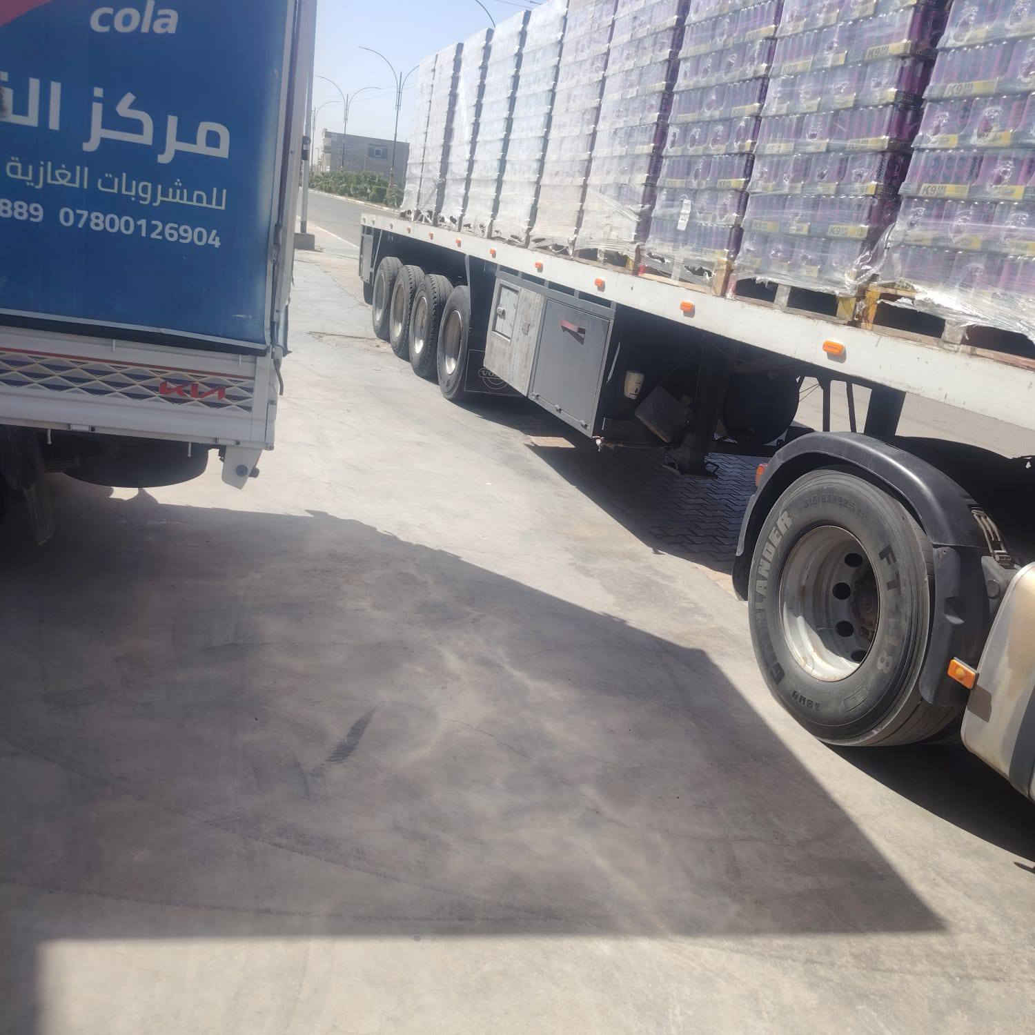 السلام عليكم اخوان فالفو للبيع موديل 2005سياره جديد محرك كير واكسن شرط عربانه أوربي دبل تاير 14صيني اربع دناكير لسعر 3شدات 
الإستفسار ***********
