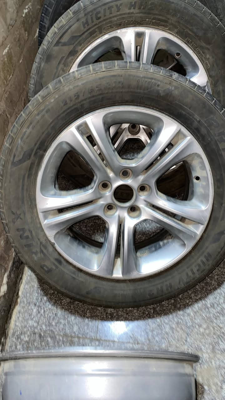 ويل ١٧ اصلي واحد منهن بي ثلمه بلا تايرات


**إذا كنت صاحب هذا الإعلان وتريد حذفه لأي سبب، رجاءا أرسل رسالة إلى الدعم الفني**