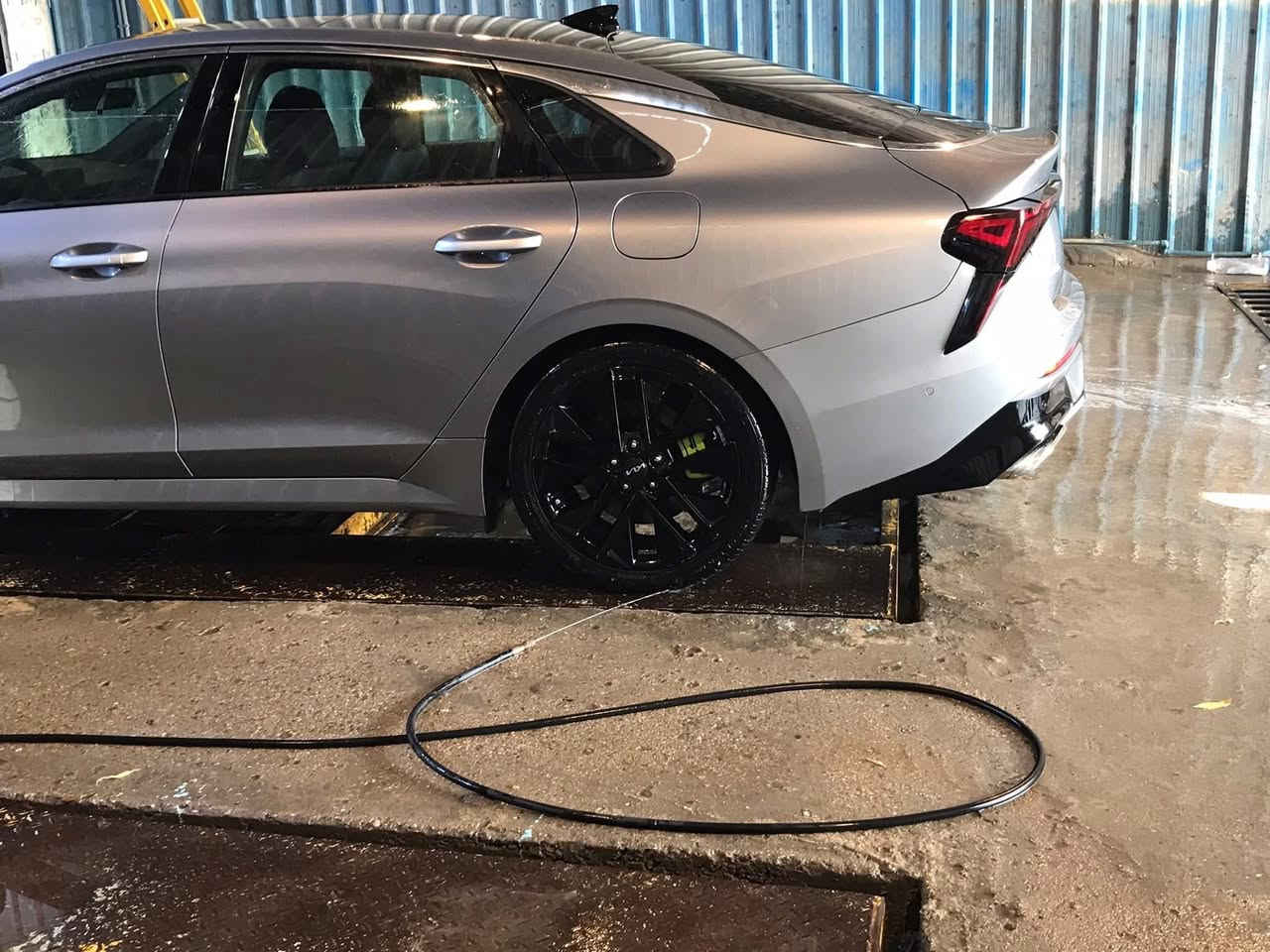 للبيع ا K5 ا2500 تيربو
مديل 2025

فول مواصفات

دخول جديد حرة بدون رقم تترقم جميع المحافظات 

حساسات مامي خلفي 

5كامرات محيطيه 

تشغيل عن بعد 

بصمه أبواب 

بني راما

رادار امامي خلفي 

لد امامي خلفي
اشاره بل مري 

كشنات كهربائي 
الد ترحيب عند لاقتراب 
خزن كراسي 

ماشيه 4000زيرو السياره
بدون يرباك 
وبعد بيها مواصفات 
السياره جديده السعر 200$ قفل  بكاني بغداد 
***********
