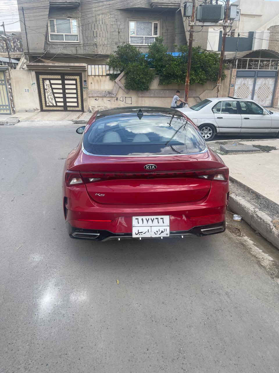 K5 2021
محرك 2000 دوش 
صبغ 4 قطع مبدل اصلي بجم وباب النفر
مكينه وكير مكفول ما مفتوح 
السعر 150 بيها مجال بسيط 
التواصل على رقم الهاتف
***********
