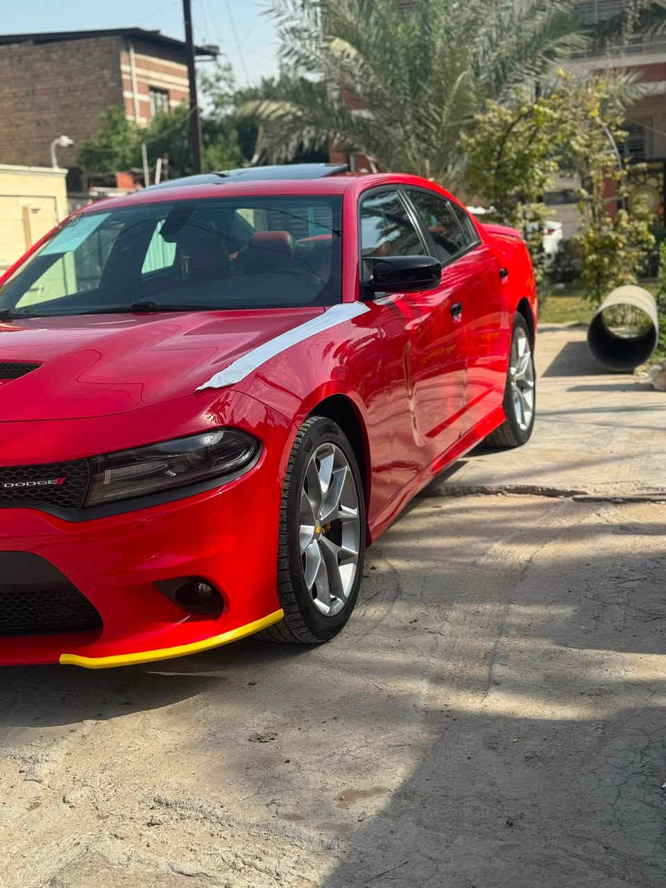 السلام عليكم دوج جارجر موديل 2021 GT خليجي وكاله هارلم رقم بغداد بسمي السياره كفاله عامه عدا بارد قليل بالباب الخلفي ماشيه 72 الف  تخم  تاير جديد السعر 31 الف بيها مجال قليل مكان السياره بغداد المنصور 

الأتصال ***********
