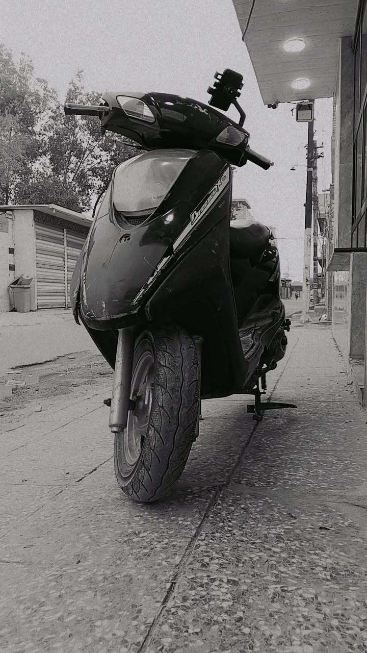 ادمن وافق سلام عليكم دراجه للبيع بريز مكينه مامفتوحه سلف هندر باي وقت دراجه خير من الله لا نضوح ولا تبخير ولا نقص الدراجه خير من الله سبب البيع محتاج واريد ابيعه مكان مدينه الصدر الاورفلي سعرهه ع الخاص


**إذا كنت صاحب هذا الإعلان وتريد حذفه لأي سبب، رجاءا أرسل رسالة إلى الدعم الفني**