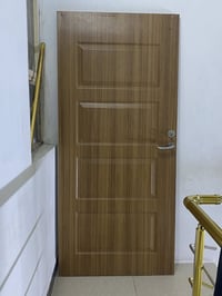 باب خشب • سليم • بي مجال