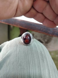 خاتم قديم • أحمر دم