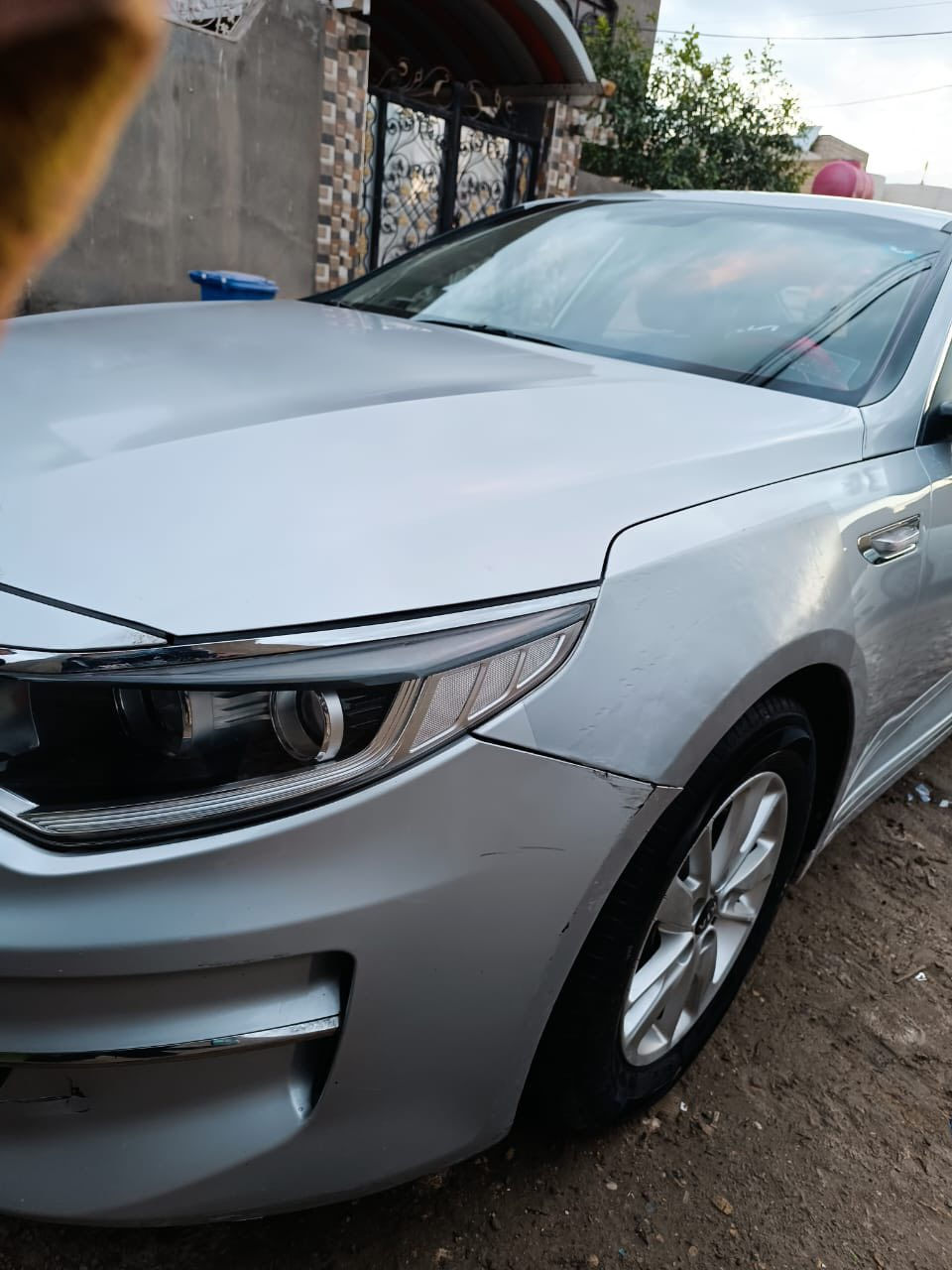 السلام عليكم ابتمه موديل ٢٠١٦ وراد كوري مكينه ٢٠٠٠ دوش تبريد قطعتين شفتات استرين نظام ايكو مري شفط بصمه تحكمات رقم قادسيه بسمي تحويل ثاني يوم السيارة بالكرتون بيها جملغ امامي انطخ عدنه وعدلنه بار وحالين مغلفي نصه عندي صوره اله جهازه على اخر حبايه ماشيه ١١٨ اصل السعر ١٣٥ وبيها مجال ***********
