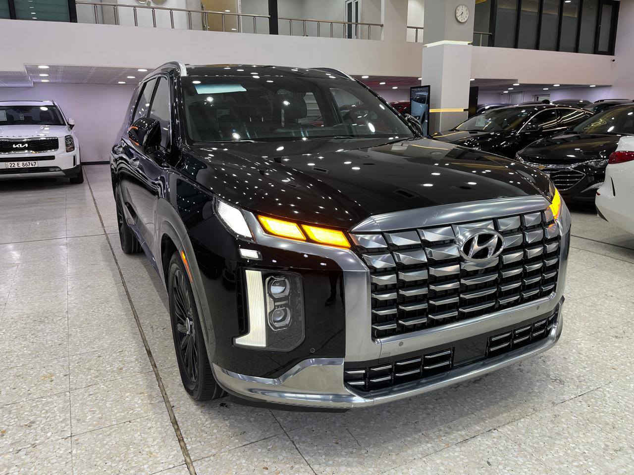 ‏
‏3,800
‏vehicle
‏6 سلندر
‏gear-shift
‏أوتوماتيك
‏gauge
‏22,000 كيلو
‏gas
‏بنزين
‏seats
‏7 راكب (جلد
‏مواصفات السيارة
‏1
‏فتحة سقف
‏2
‏كاميرا خلفية
‏3
‏سقف بانوراما
‏4
‏صندوق كهربائي
‏5
‏مقاعد خلفي تدفئة وتبريد
‏6
‏مقاعد امامي تدفئة وتبريد
‏7
‏منافذ طاقة 12 فولت تيار مستمر
‏8
‏وسائد هوائية أمامية للسائق والراكب
‏9
‏أقفال خلفية لسلامة الأطفال
‏10
‏رادار تخفيف الاصطدام الأمامي
‏11
‏تنبيه مراقبة السائق
‏12
‏تخفيف الاصطدام الخلفي
‏13
‏نظام كاميرا 360 درجة
‏14
‏نظام المساعدة على تتبع المسار (LFA)
‏15
‏نظام التحذير من الاصطدام في النقطة العمياء (BCW) Blind Spot
‏16
‏نظام مراقبة ضغط الإطارات
‏17
‏عارضة بيانات اماميه للسائق
‏18
‏المقاعد الامامية كهربائية
‏19
‏حساس توقف اوتوماتيكي خلفي
‏20
‏ذاكرة مقعد للسائق بوضعين منفصلين
‏21
‏اشارات بالمرايا الجانبية مع حساسات الاجتياز
‏22
‏مرايا جانبية كهرباء
‏23
‏حساسات امامي وخلفي
‏24
‏مقابض ابواب نيكل
‏25
‏تحكم ستيرن
‏26
‏لايت زينون
‏27
‏شاحن لاسلكي
‏السعر  💸
‏بدون رقم 260
‏حادث السيار سطحي بدون داخل الصور الحادث داخل المنشور 
‏رقم الهاتف ***********
‏
