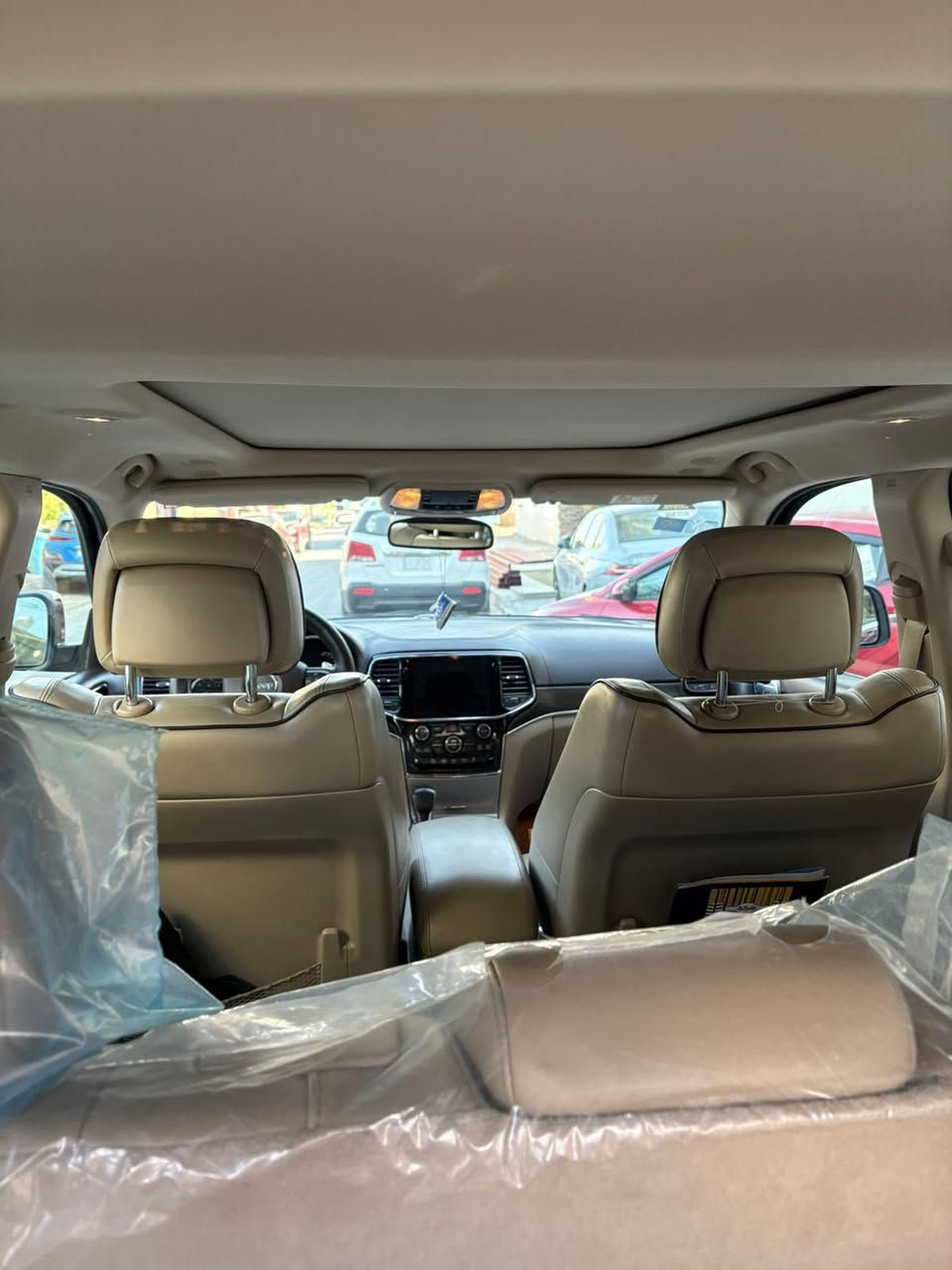 جيب اوفر لاند موديل 2020خليجي ماشية 72الف حقيقي السيارة مابيها نقص برغي ومعروفة مواصفات مال جيب السونار موجودة وبيها شكم رصعة مال مطر بيها خدوش بسيطة السعو 28$ مراوس عادي


**إذا كنت صاحب هذا الإعلان وتريد حذفه لأي سبب، رجاءا أرسل رسالة إلى الدعم الفني**