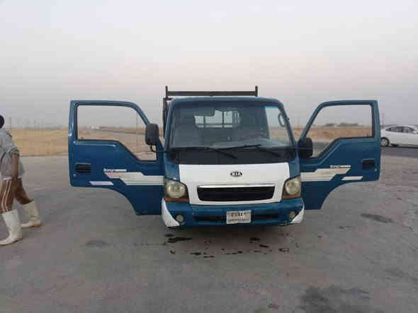 السلام عليكم للبيع كيه ام عيون 2002ادوات كفاله عامه كير ومحرك شرط السعر 27ورقه وبيه مجال المكان تكريت البوعجيل الناعمه  الستفسار اتصال رقم  ***********
