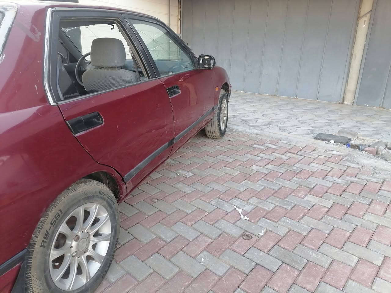 السلام عليكم  للبيع داهستو 94وضع شركه مابيها اي ضرر كشر جديد شركه شاصي شركه السياره شغاله  نكره سلف  تشغل وتمشي صدر جديد تخم تايرات جدد كهربائيات شغاله محرك بيها خيط بخار.. فحص كركوك.... 
راعيها بكركوك الشرعي.. 
بيع مستعجل  ب15 وبيها مجال.. 
الالاتصال.. ***********.....***********
