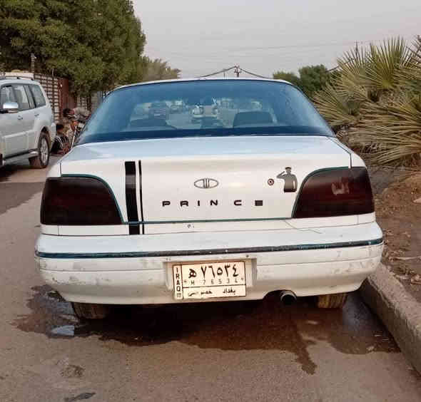 برنس فراش موديل 1996 محرك 2000 سيارة بلادية حلوة نضيفة *********** 
رقم بغداد بسمي 
مكان بغداد 
سعر 36 بي مجال بصيط بغداد
