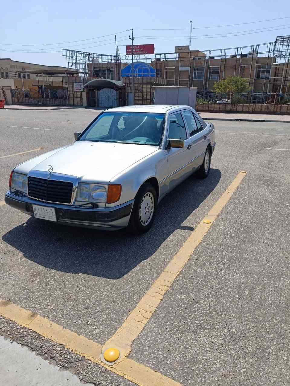 سلام عليكم مارسدس دب موديل 87 سنوية للـ 29 محرك vvt گير حدادية كهربائيات خير من الله السيارة جاهزة السعر 46 وبيها مجال  للبيع أو مراوس  المكان كربلاء ***********
***********
