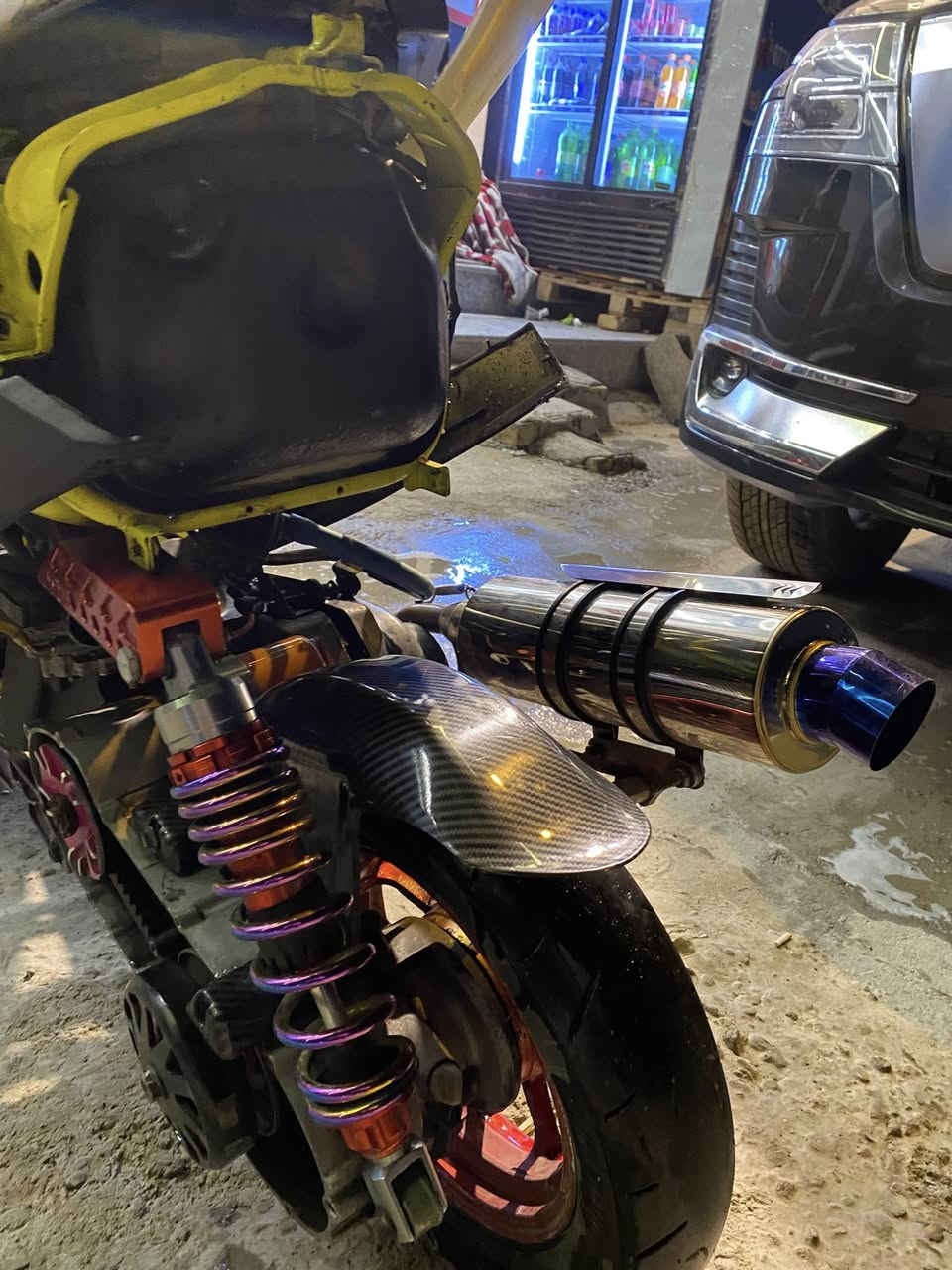 ماكس عدله للبيع ادراجه كلها امزوده 
1بوشه٥٥
2كلج رياضي
3قبق عنبار
4شيال راجع 12اصبع 
5دبل خلفي سبع ألوان
6 استاند صفح كرزي
7يدات كرزي
8تجوه+اسبايدر رياضي
ادراجه بيها تزويد كومه حته البراغي مال المكينه امزوده
                              اسعر خاص 
مكاني بغداد
واتساب ‭٠٧٨٧ ٩٠٥ ٠٢٥١‬
