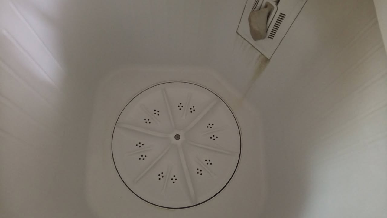 غسالة حوضين نوع دنكا حجم 13كيلو نظيفة وابد مداخلة تصليح سعر 100 الف بغداد


**إذا كنت صاحب هذا الإعلان وتريد حذفه لأي سبب، رجاءا أرسل رسالة إلى الدعم الفني**