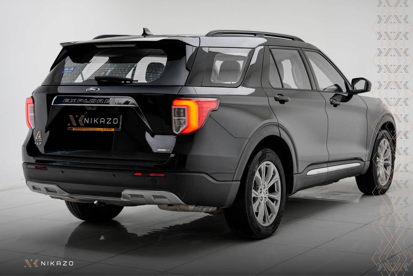 للبيع FORD EXPLORER XLT 2022

وارد خليجي 

محرك ٢٣٠٠ توربو ثنائي

كير اوتوماتيك ١٠ سرعات

4WD دفع خلفي و

إطار 245/R20

مساند هواء ٨

كوشنات جلد الامامي مدفئة

شاشة 8 انج

تبريد ثلاثي المناطق

نظام EPAS

مرآة خلفية نهارية وليلية

نظام النقطة العمياء

نظام المكابح التلقائي للطواريء

ميزة التشغيل الاوتوماتيك

بانوراما

باب الصندوق كهربائي

كود دخول للسيارة

نظام المحافظة على المسار

حساسات خلفية+ كاميرا

كير ماوس

اوتو هولد Auto hold

أوتو ستارت Auto start

أوتو ستوب Auto Sto

اشتريته عام 2023  صفر من الشركة المستوردة ومستعل قليل

الان الكيلومتر  50000 كم 

لايوجد فيه دعمة ولاصبغ فقط خدش قليل في الدعامية الامامية اليمنى و الدعامية الخلفية اليسرى

نظام بصمة موجود عدد 2 سويج

موجود الكتلوك وكتاب الضمان

هدية سيباية

السعر  50 مليون دينار

 7راكب  .داخل جلد

الاتصالواتسابفقط بالارقام

"***********"

"***********"
