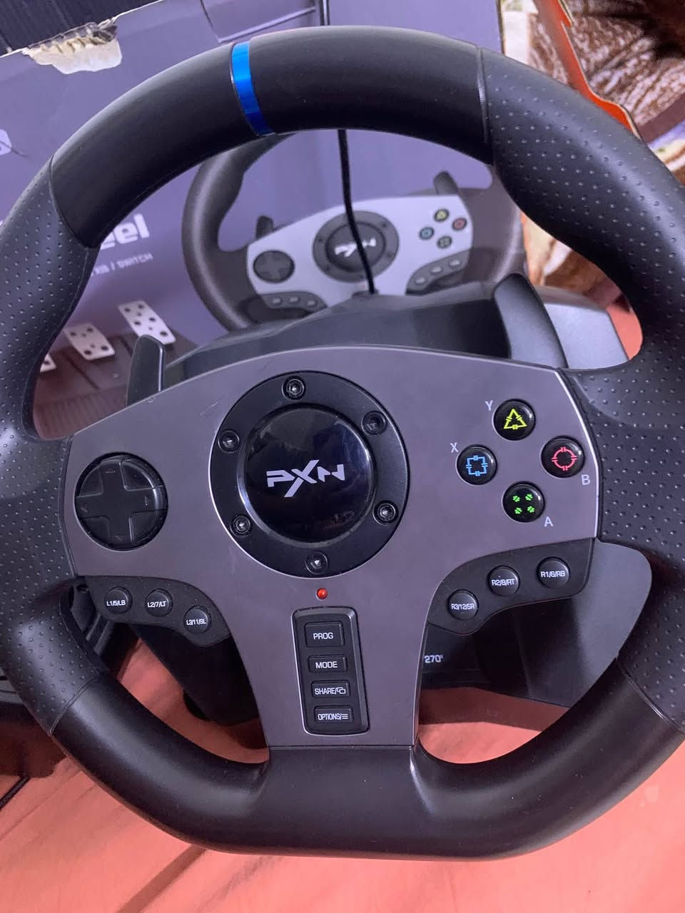 السلام عليكم
PXN V9

اخذته جديد استعملته 10 ايام الله يشهد ونضيف كلش نظافته 99٪ فقط الكارتونه تعبانه

سعره 90 الف

الجديد 140

واتساب: ***********

بي ضمان تكدر تفحص مستعجل على بيعته

متوفر توصيل لكل محافظات العراق 5000
***** وافق ادمن *****
