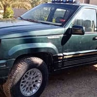 للبيع جيب كراند شيروكي موديل ١٩٩٤ رقم بغداد الماني تحويل مباشر محرك وك...