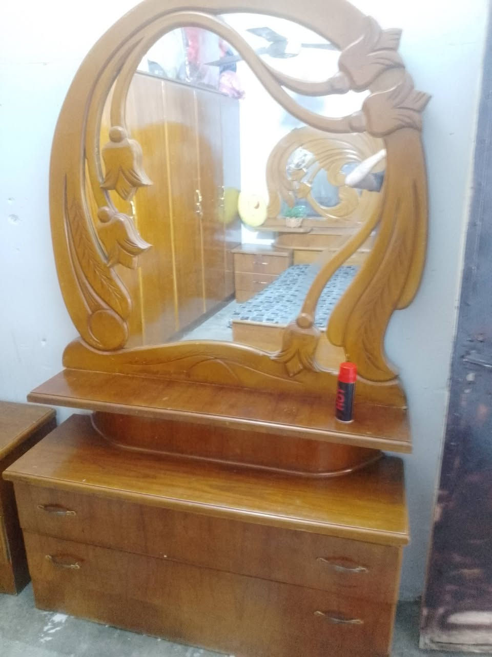 سلام عليكم  شباب غرفت نوم عراقيه لبيع سعر 550 وبيه مجال ‏‪***********‬‏

