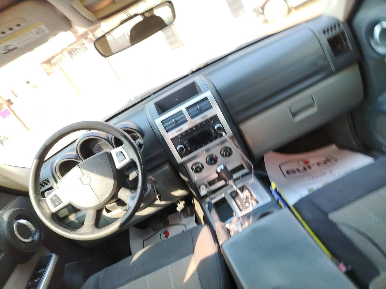 دوج نترو
موديل 2010
مكينا نضيفة
وكير ما ملعوب بي
سيارة حلوة
السعر 75
للستفسار :***********
