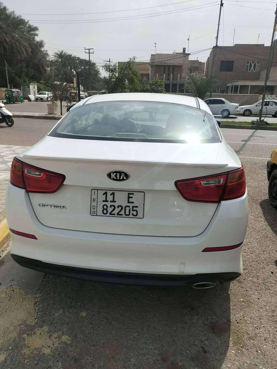 اوبتما خليجي  مكينه 2000 موديل 15 كفاله عامه بكلشي بس بيها خيط بخار منعرف السبب ماشيه 83 الف حقيقي *********** رقم بغداد السعر 160 وبيهامجال بسيط
