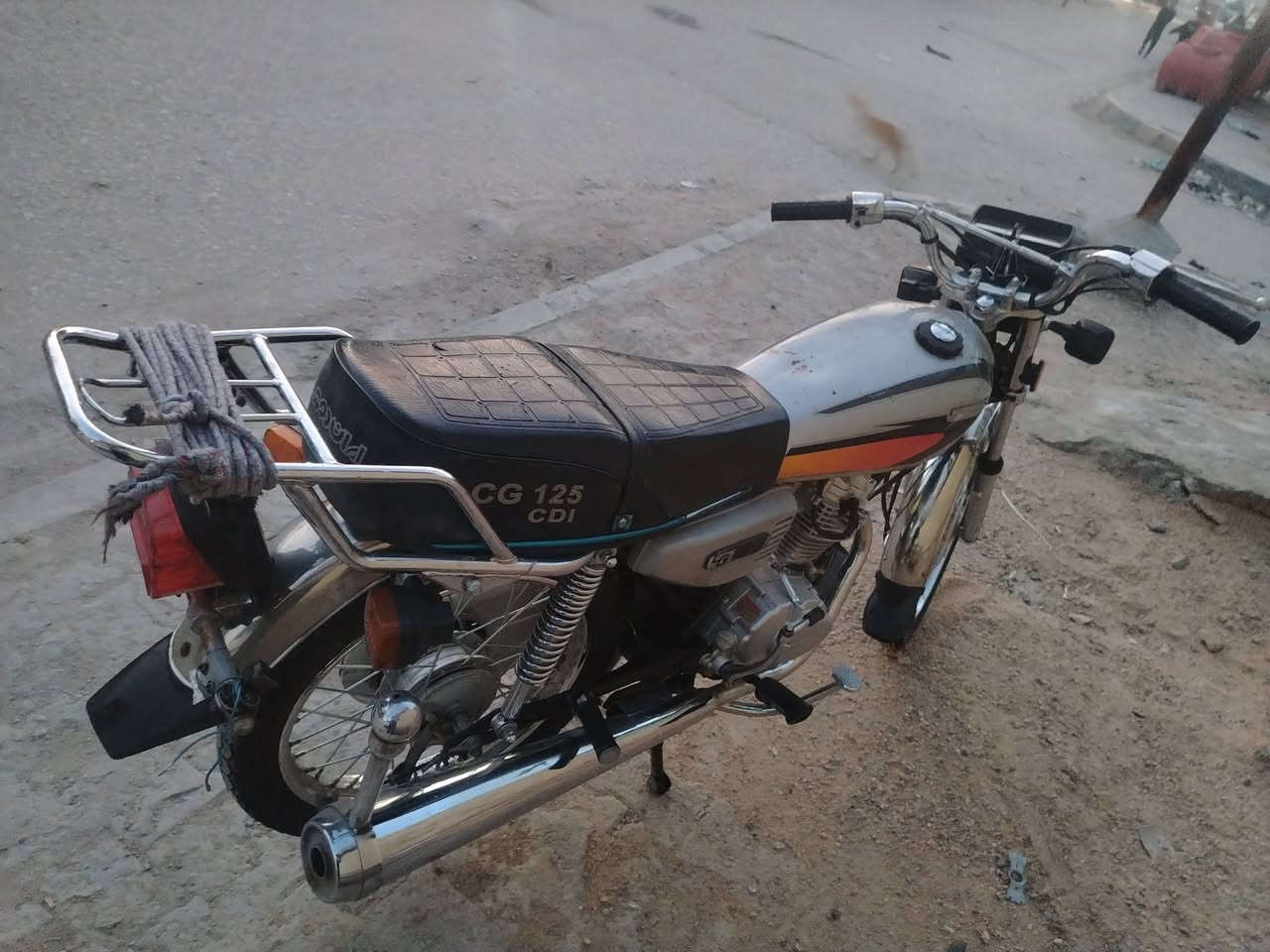 كلك كلك موديل ٢٤  نضيفه مستعجل ع بيعته ومكفوله ***********
