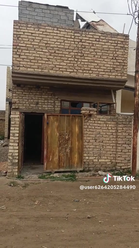 مشتمل لليجار  ٥٠ متر خلف ابواحمد ابولمحل ايجاره ١٥٠ قفل ***********
