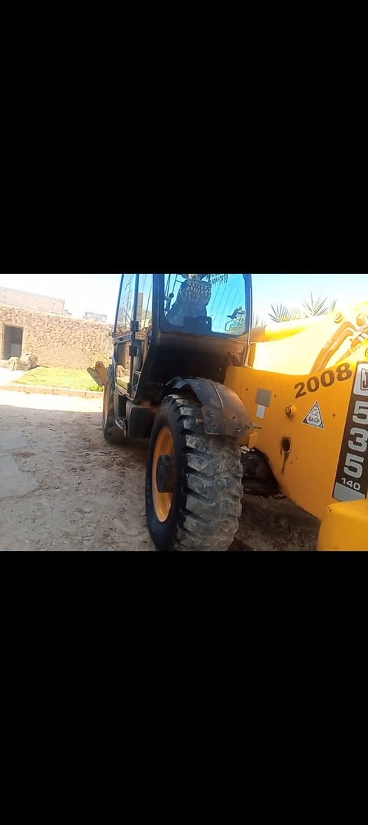 سلام عليكم للبيع رافعه جيبسي سلايت  موديل 2008 لون اصفر اسود  رقم اربيل تحويل مباشر كير محرك اكسن  حجم التاير 25 فول عادي  حجم المحرك 535 مضخات هيدروليك زينات مكلف بل نشر غير متواجد عل فيس الاستفسار رقم الهاتف ***********
@إشارة
