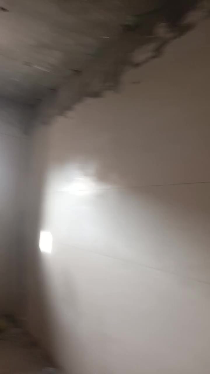 السلام عليكم خلفه سيراميك وبورسلين الواح مكاني زعفرانيه ***********
