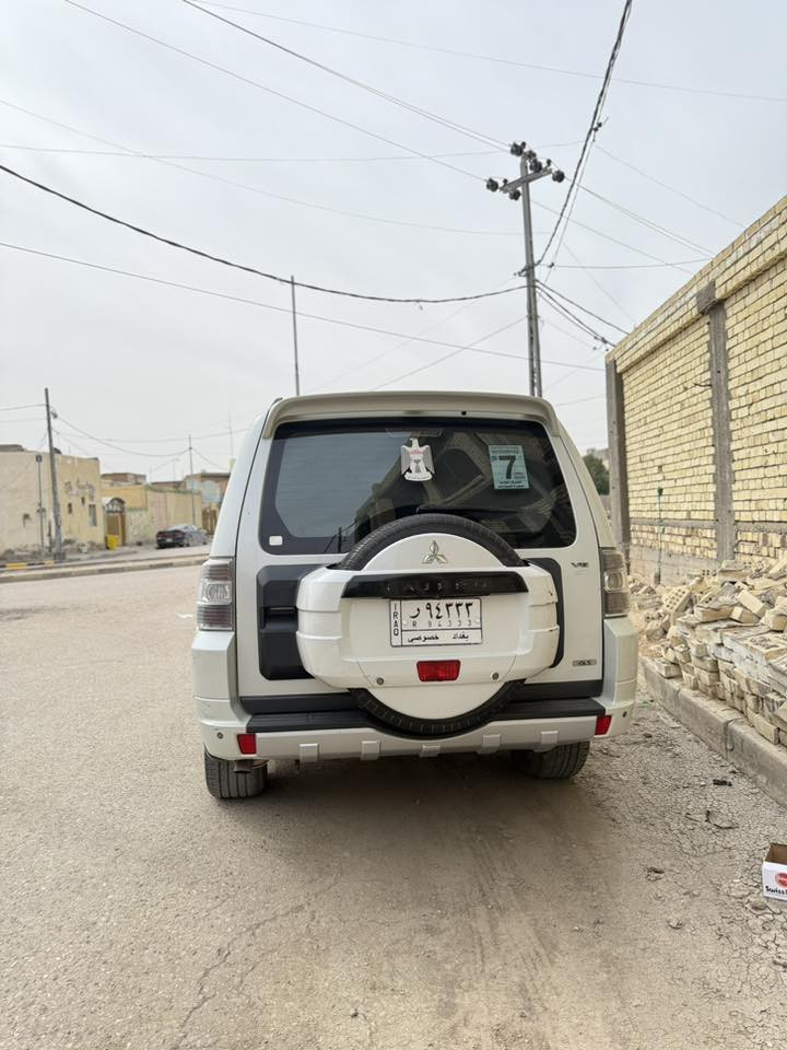 باجيرو حبتور ٢٠١٤ الحادث بلسنوار بسيط جدا رقم بغداد كير مكينه كفاله سعرها مناسب بلسنبه للمكفول  هاي ١٤٦ بيها مجال بسيط 
***********
اتصال او وتساب
