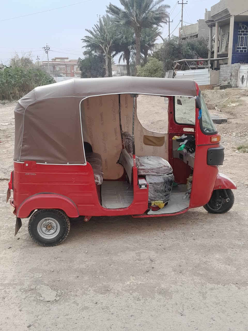 تكتك 18رقم وسنويه انكليزي مصبوغه عام
جاهزه كبل للشارع 5وبيها مجال قليل *********** موجود واتساب
